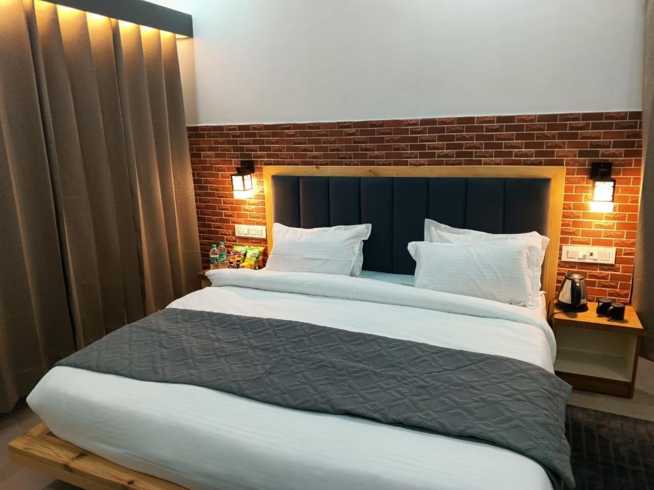 Red Roof Inn رامناجار المظهر الخارجي الصورة