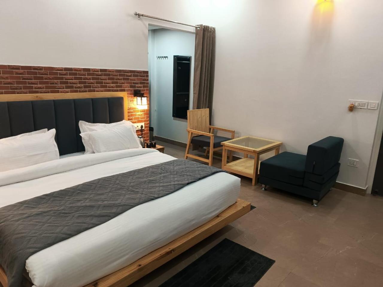 Red Roof Inn رامناجار المظهر الخارجي الصورة