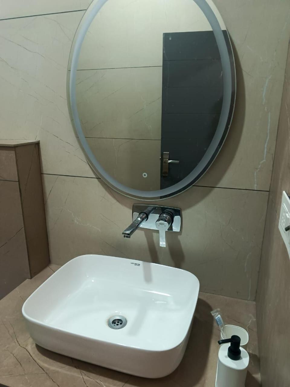 Red Roof Inn رامناجار المظهر الخارجي الصورة