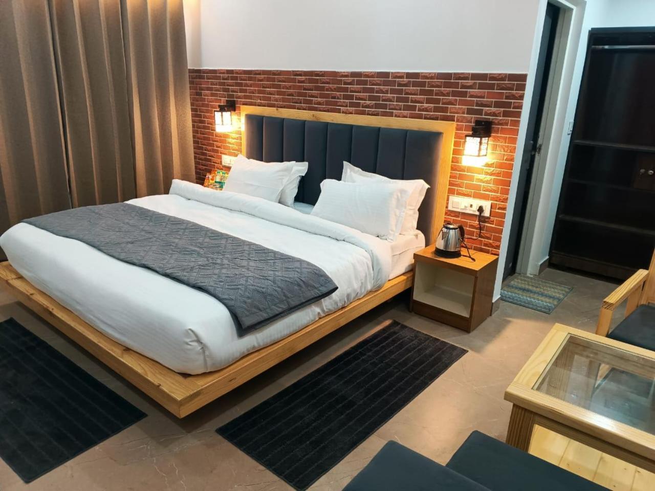 Red Roof Inn رامناجار المظهر الخارجي الصورة